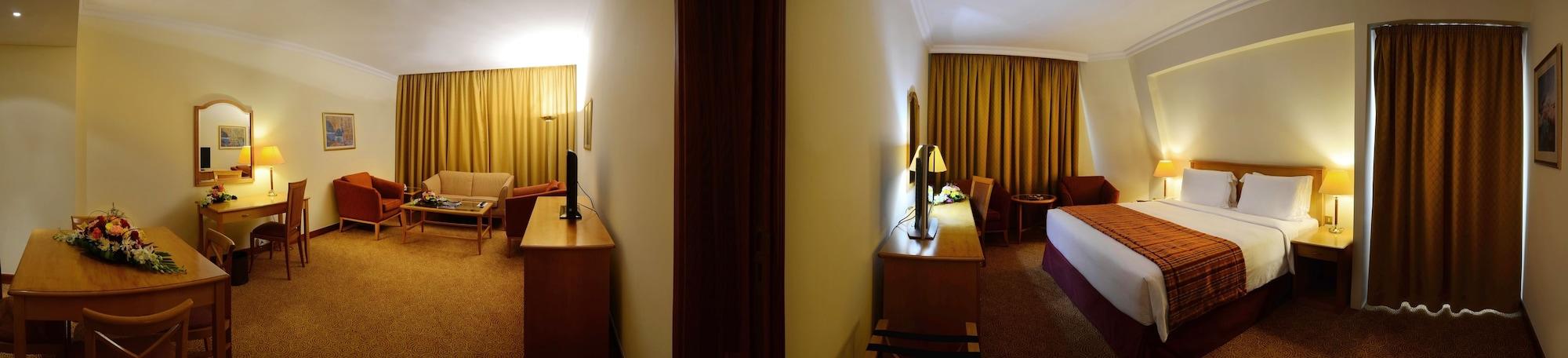 Swiss-Belhotel シャルジャ 部屋 写真