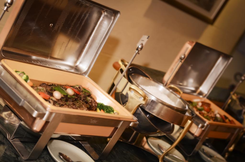 Swiss-Belhotel シャルジャ エクステリア 写真