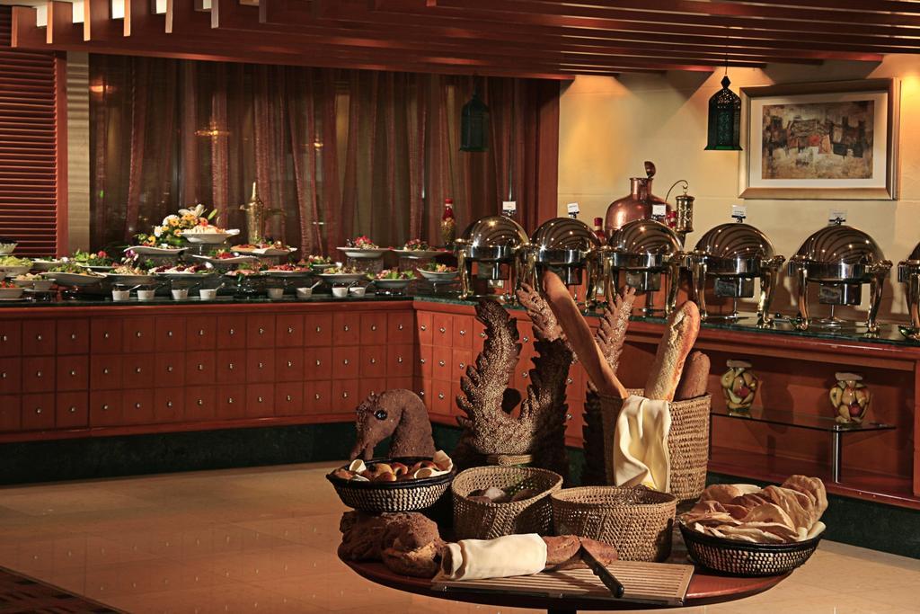 Swiss-Belhotel シャルジャ エクステリア 写真