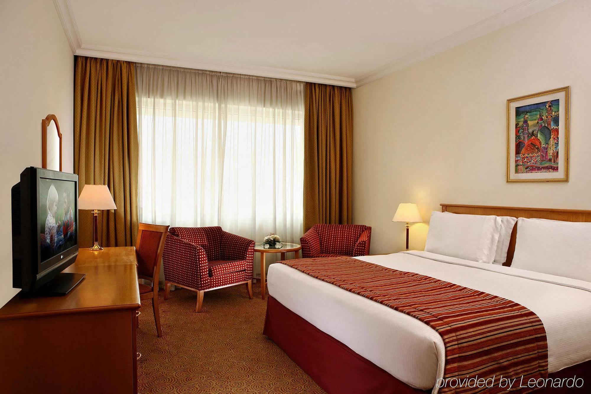 Swiss-Belhotel シャルジャ エクステリア 写真