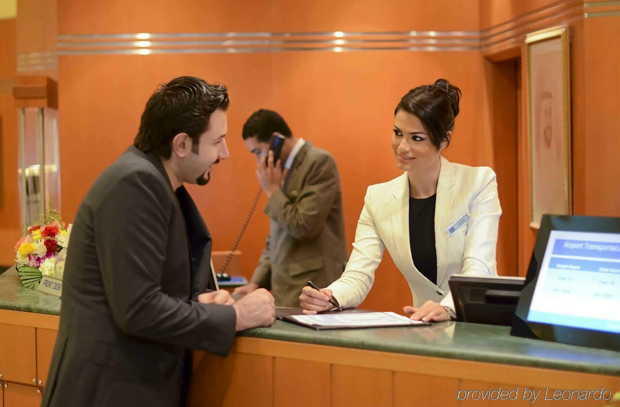 Swiss-Belhotel シャルジャ エクステリア 写真
